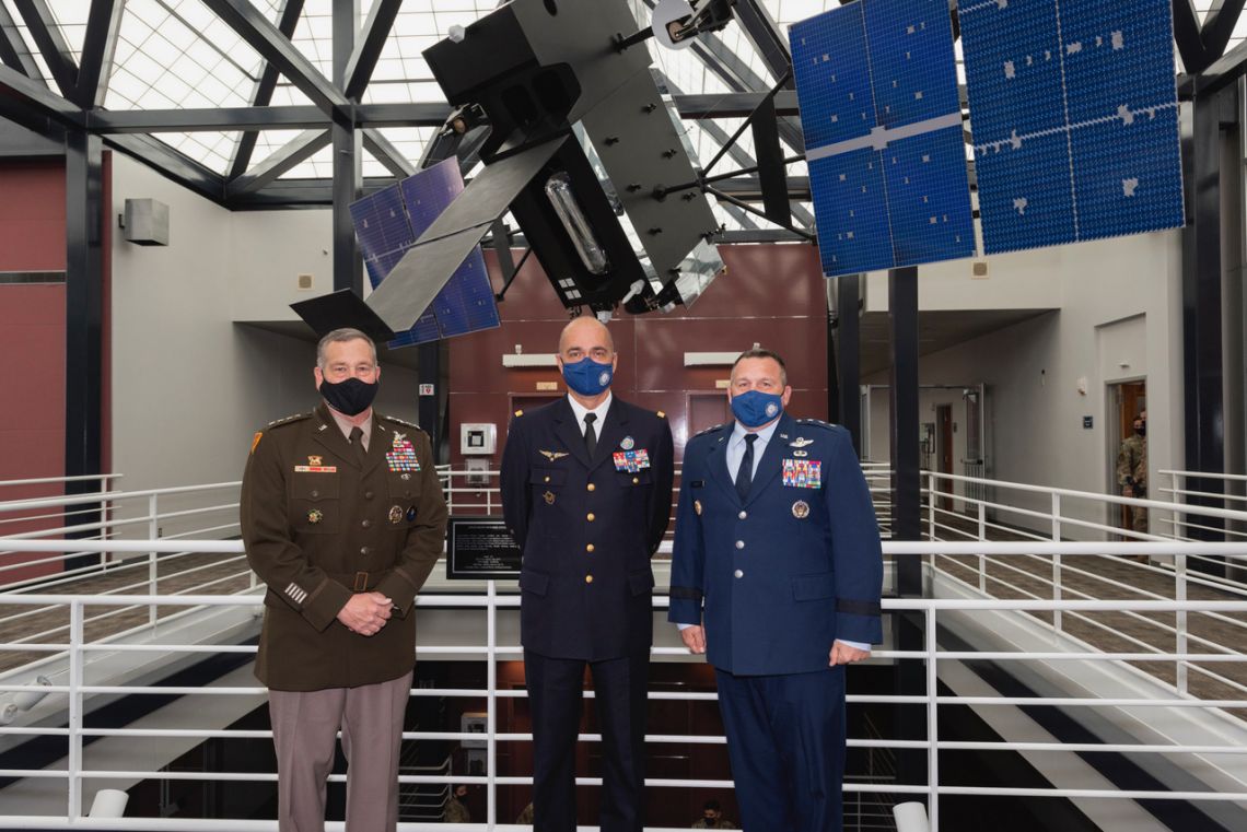 General Lanata visits the US Space Command in Colorado Springs alt_general_lanata_visits_the_US_space_command_in_colorado_springs