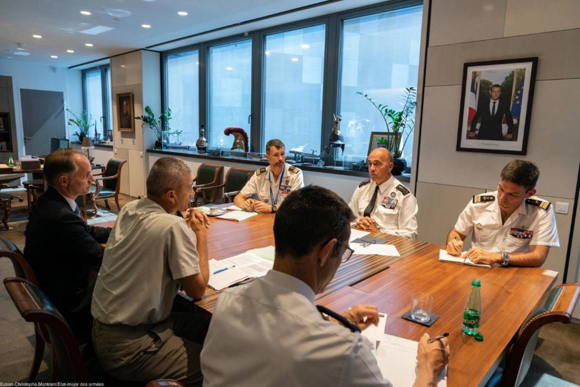alt_NATO_supreme_allied_commander_transformation_and_french_chief_of_the_defence_staff_discuss_NATO_2030