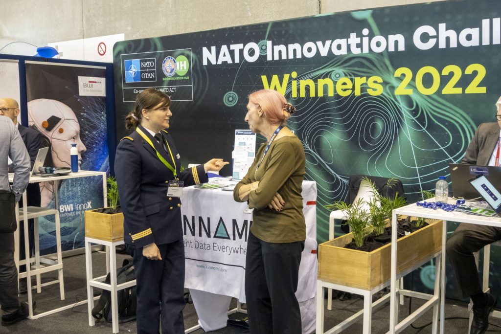 20221027natoedge12