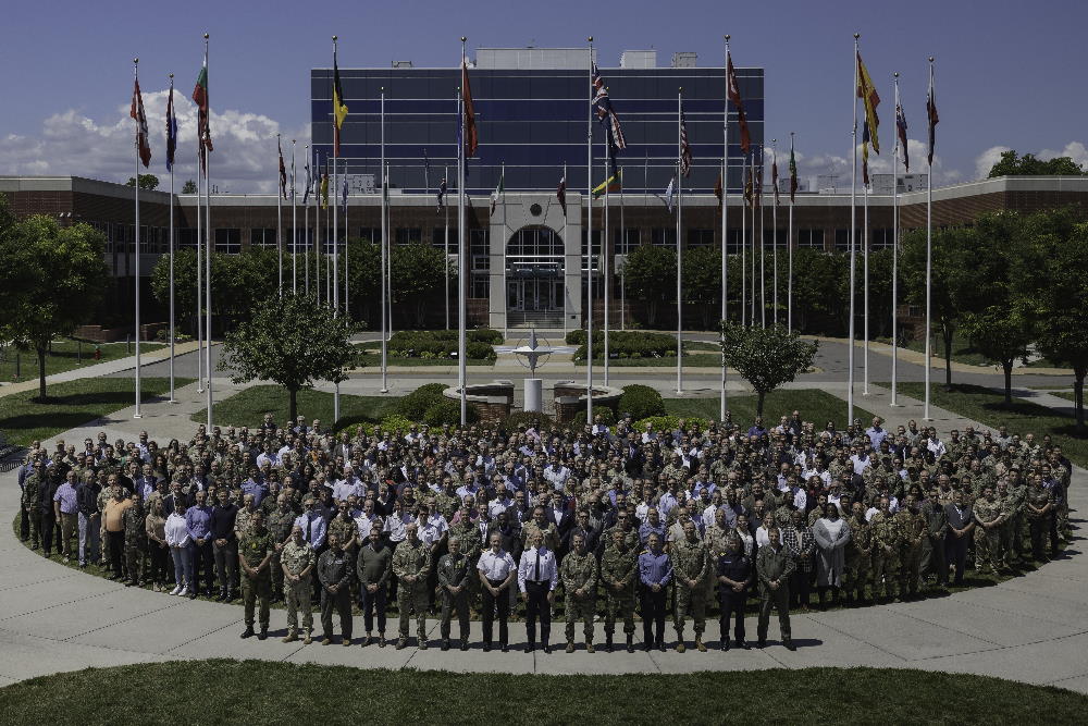 Diversity & Inclusion Strengthens NATO alt_diversity_inclusion_strengthens_NATO