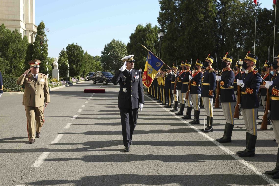 General Lanata Visits Romania